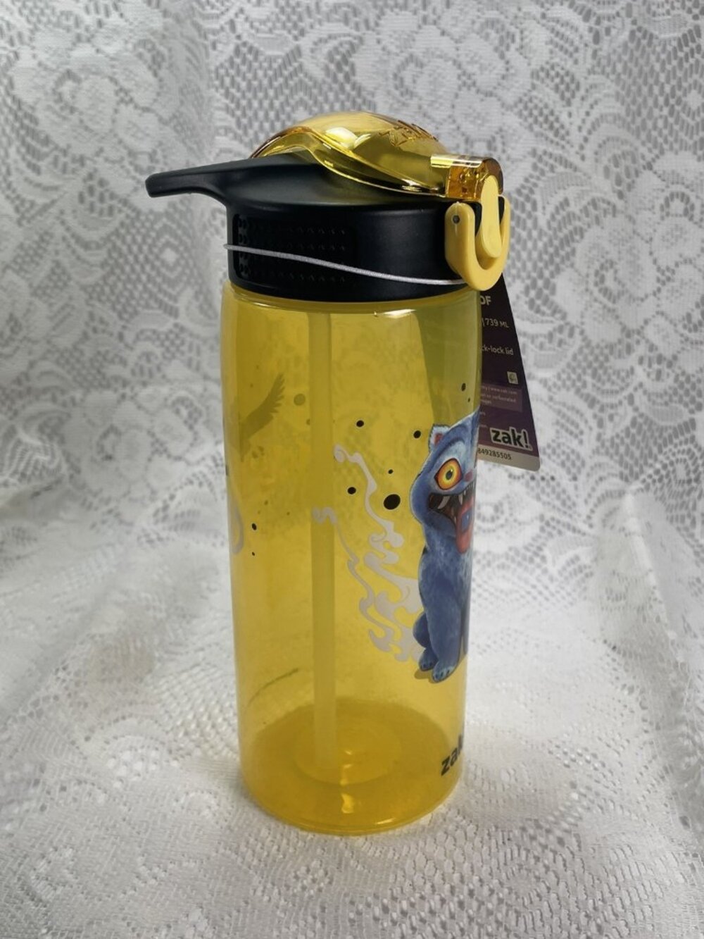 Zak Designs K-Pop Demon Hunters Derpy 25oz Plastic Bottle Dishwasher Safe Lock - Picture 5 of 6